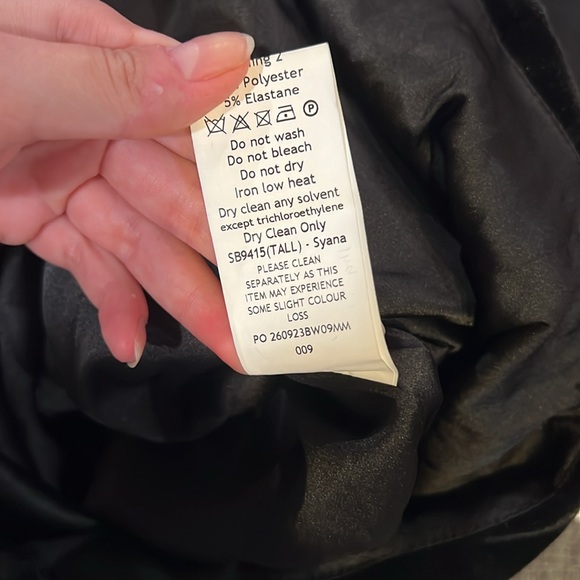 House of CB Syana Velvet Dress - Picture 8 of 8